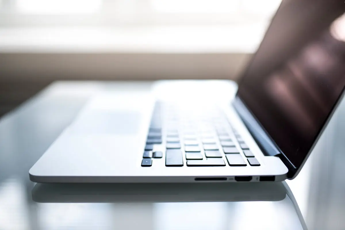Online Hearing Tests: What They Catch, What They Miss